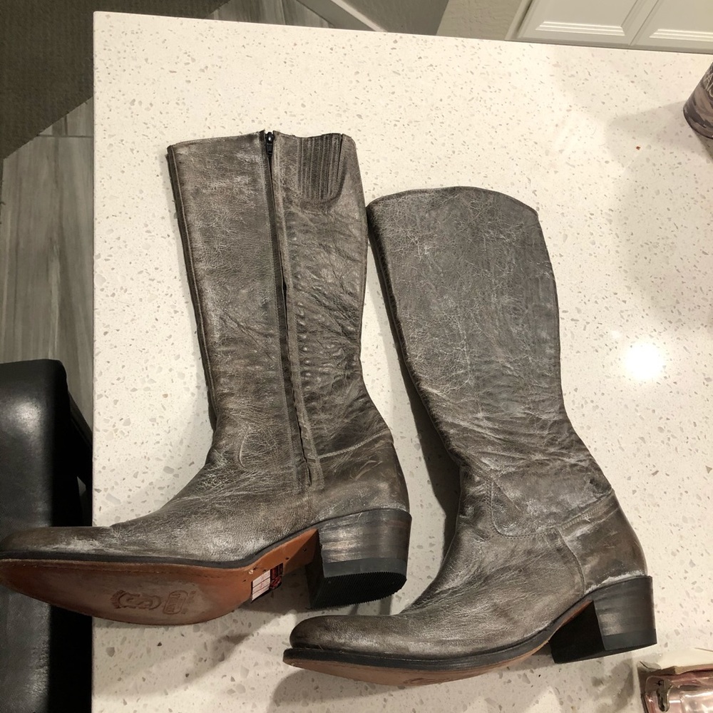 Sendra women boots size 9